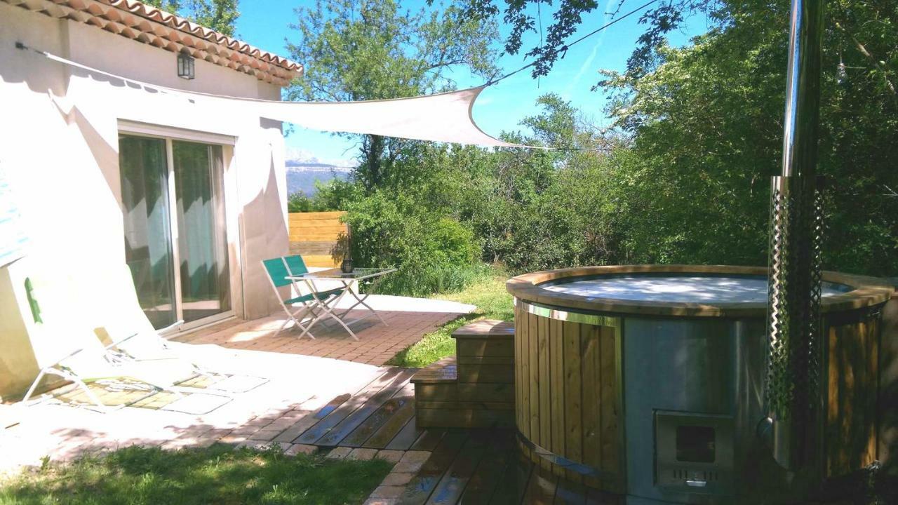 Spa Cabanon De Charme - Le Garagai Meyreuil Eksteriør bilde