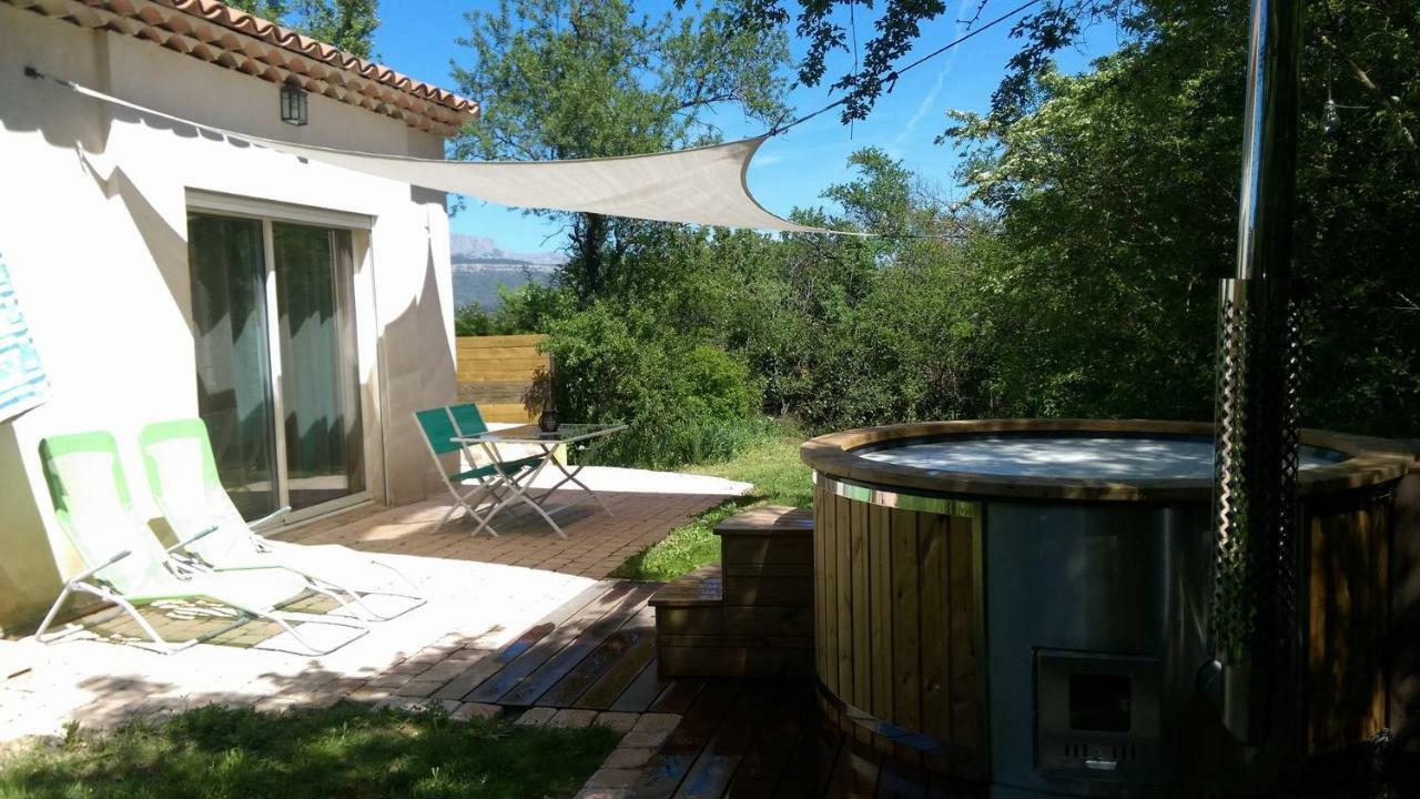 Spa Cabanon De Charme - Le Garagai Meyreuil Eksteriør bilde
