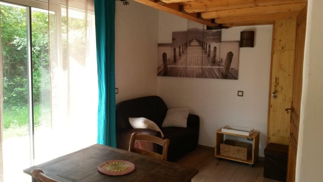 Spa Cabanon De Charme - Le Garagai Meyreuil Eksteriør bilde